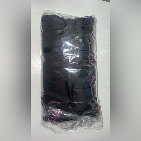 Victoria's Secret Victoria’s Point Puffer tote bag - Picture 9 of 9